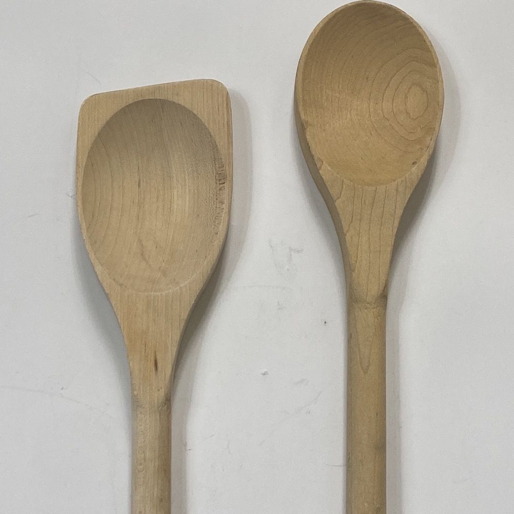 Two Spoons Wooed - Picture 2 of 4